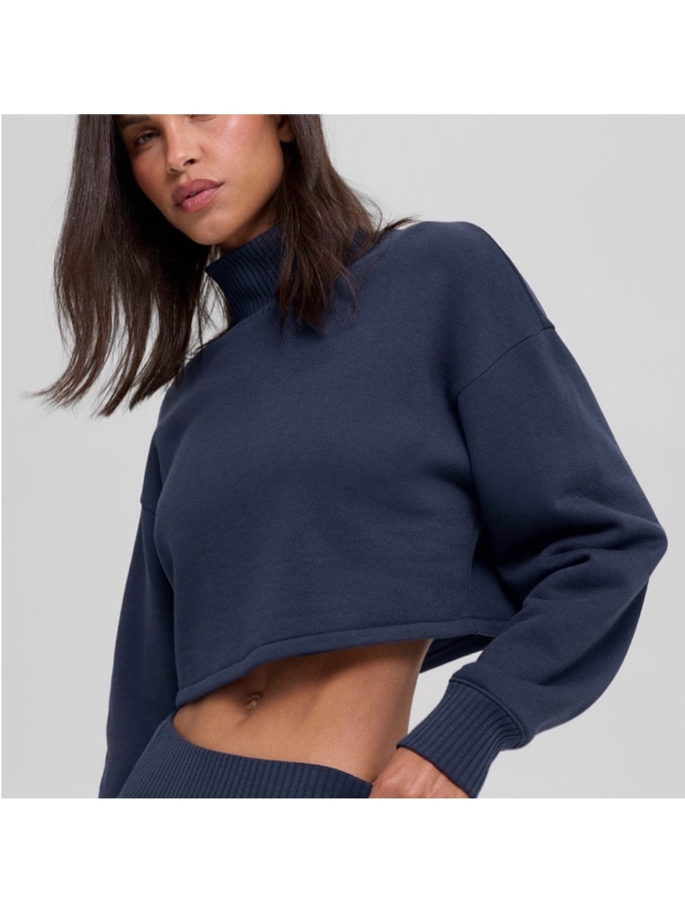 Alo Cropped Serenity Coverup navy - Picture 1 of 1